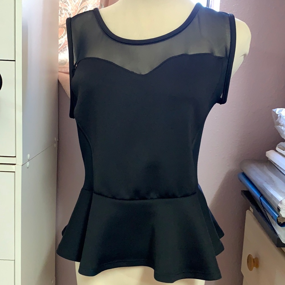 NEW mesh details top